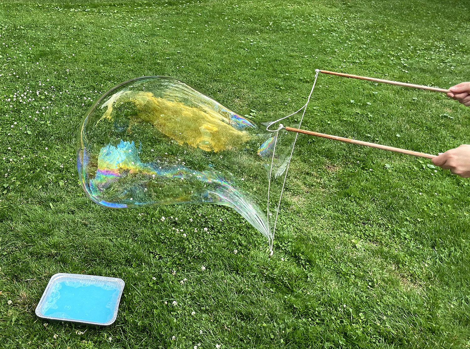 DIY Jumbo Bubbles